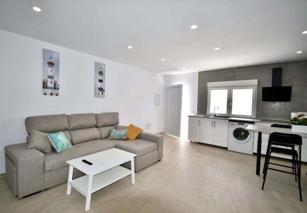Kiposhi Beach Apartments Punta Mujeres Haria Luaran gambar