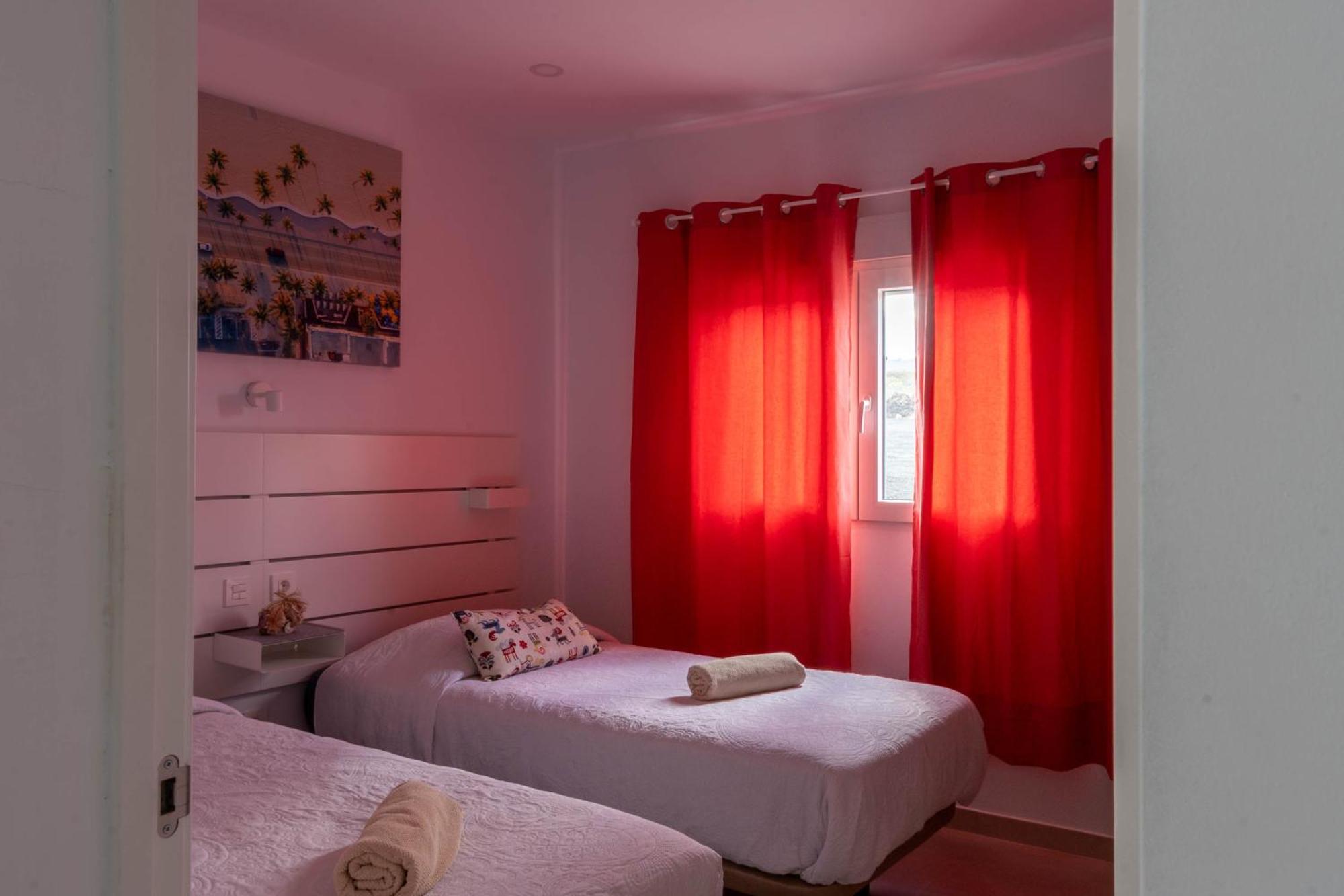 Kiposhi Beach Apartments Punta Mujeres Haria Luaran gambar